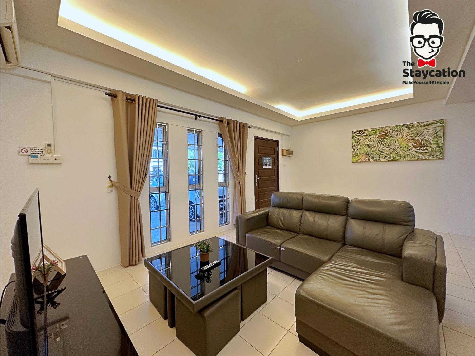 Staycation Homestay 15 Kch City Mall Landed House クチン エクステリア 写真